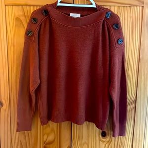 Loft scoop neck top with buttons on shoulders